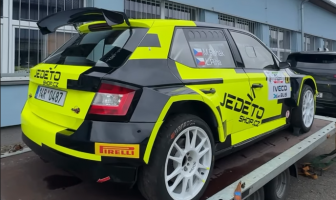 Rally Vsetín – rožnovsko-zuberská posádka Řehák–Říha pátá